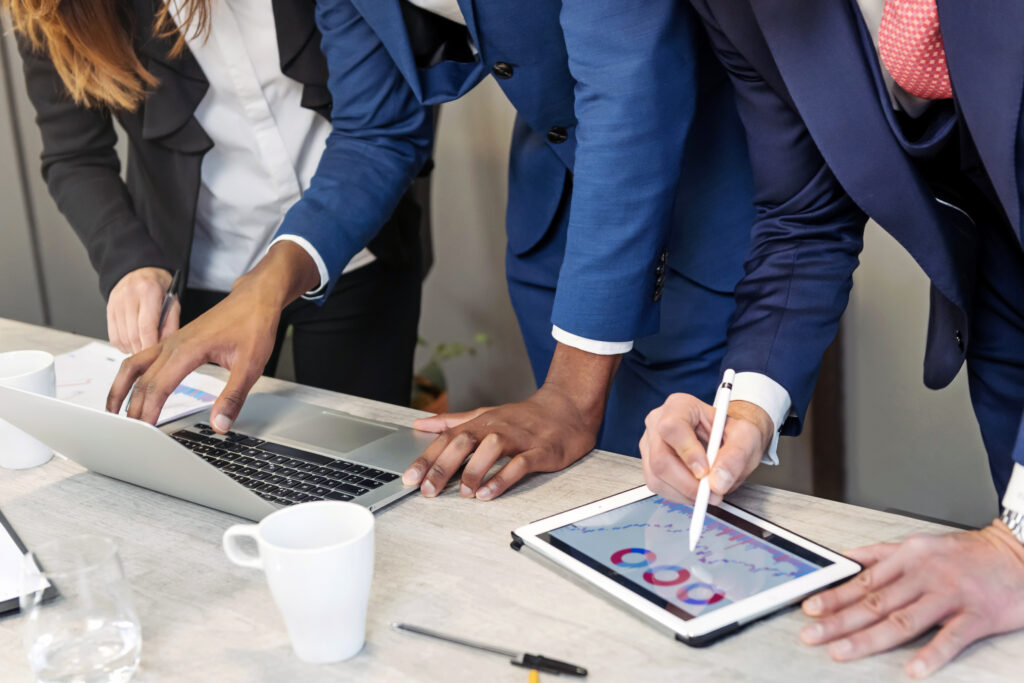 Génération automatique de comptes rendus : quels bénéfices attendre au quotidien ?